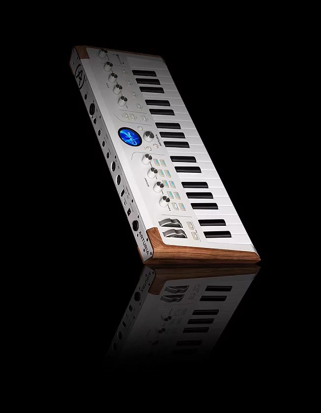 Сценическая клавиатура Arturia AstroLab 37 White 11