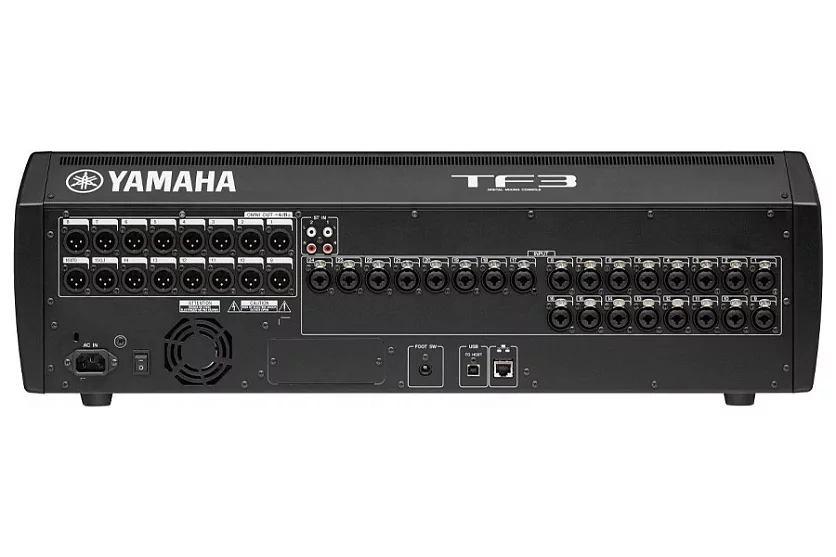 Микшер Yamaha TF3 3