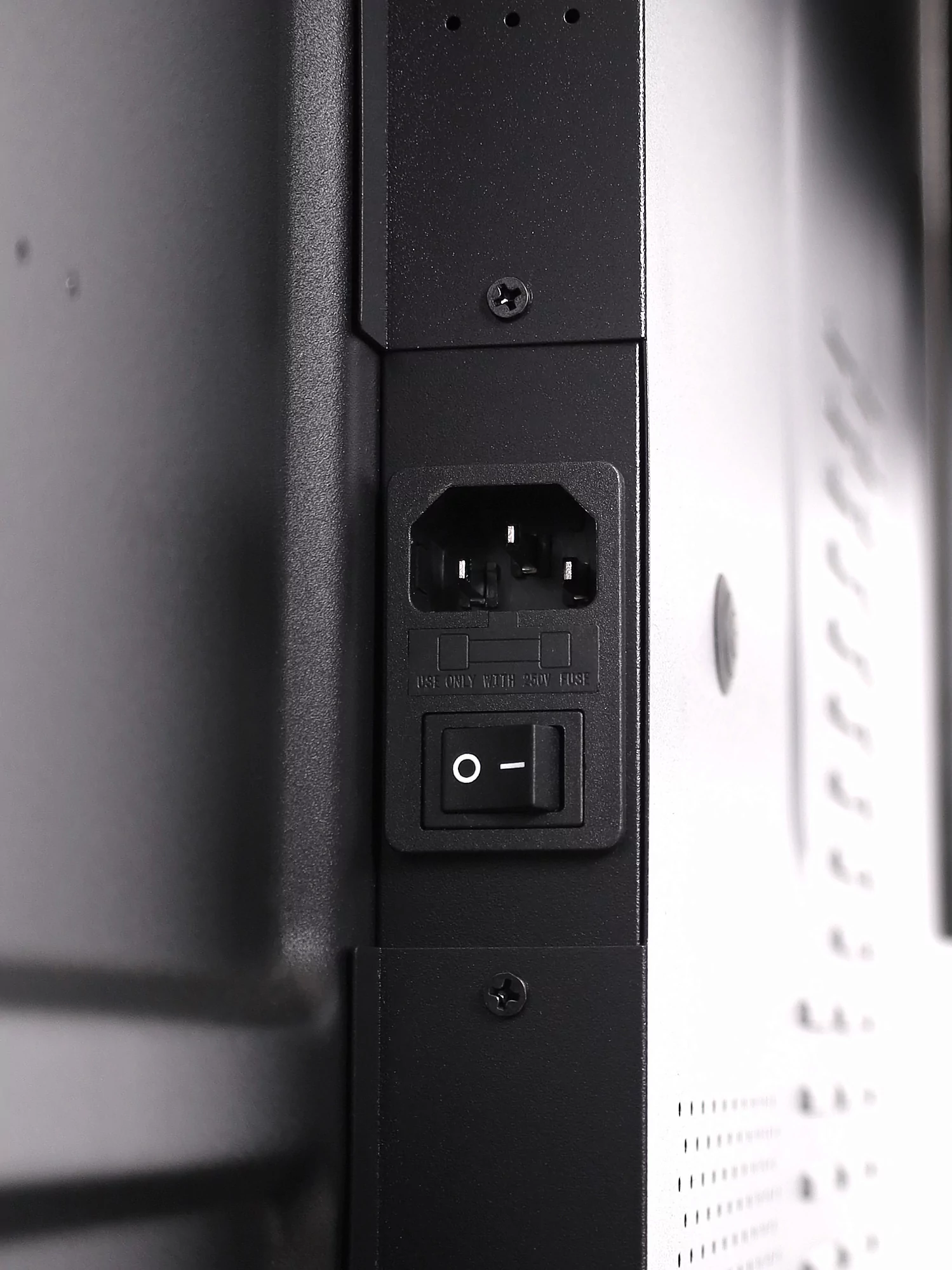 Интерактивная панель Lumien 65SL 14