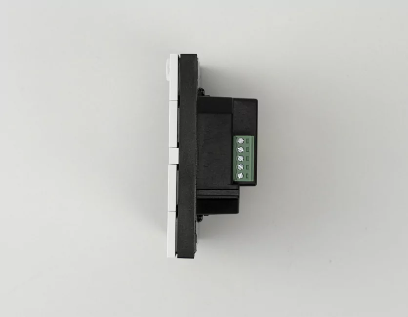 Панель настенная iRidi P3-BN-01 4