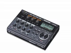 Рекордер портативный Tascam DP-006