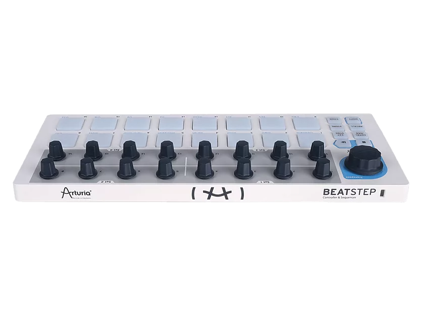 MIDI контроллер (Микшер-семплер (контроллер)) Arturia BeatStep 5