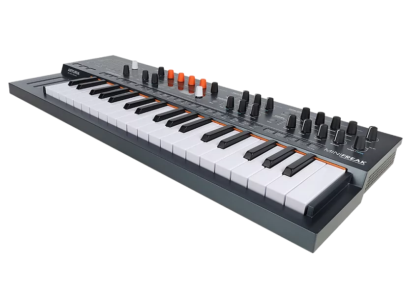 Синтезатор Arturia MiniFreak 9