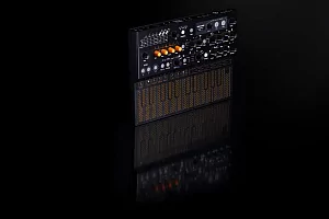 Синтезатор Arturia MicroFreak Stellar 6