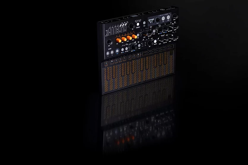 Синтезатор Arturia MicroFreak Stellar 6