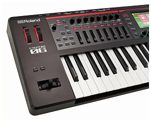 Синтезатор/рабочая станция ROLAND FANTOM-06 5