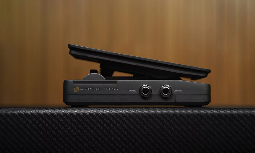 Многофункциональная педаль Hotone Ampero Press 10