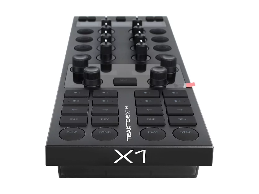 DJ контроллер Native Instruments Traktor X1 Mk3 8