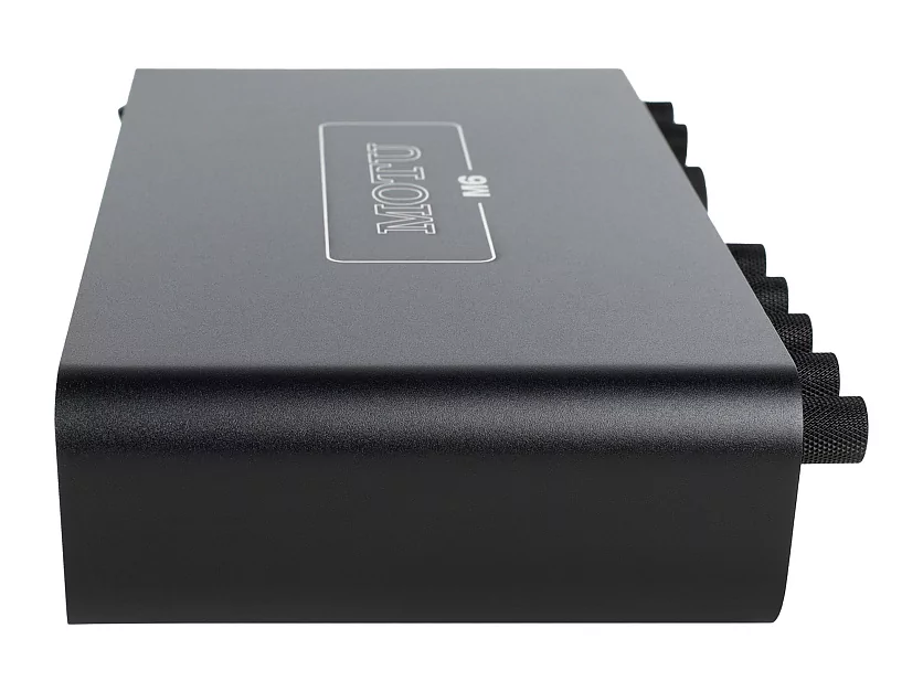 Аудиоинтерфейс USB Motu M6 8
