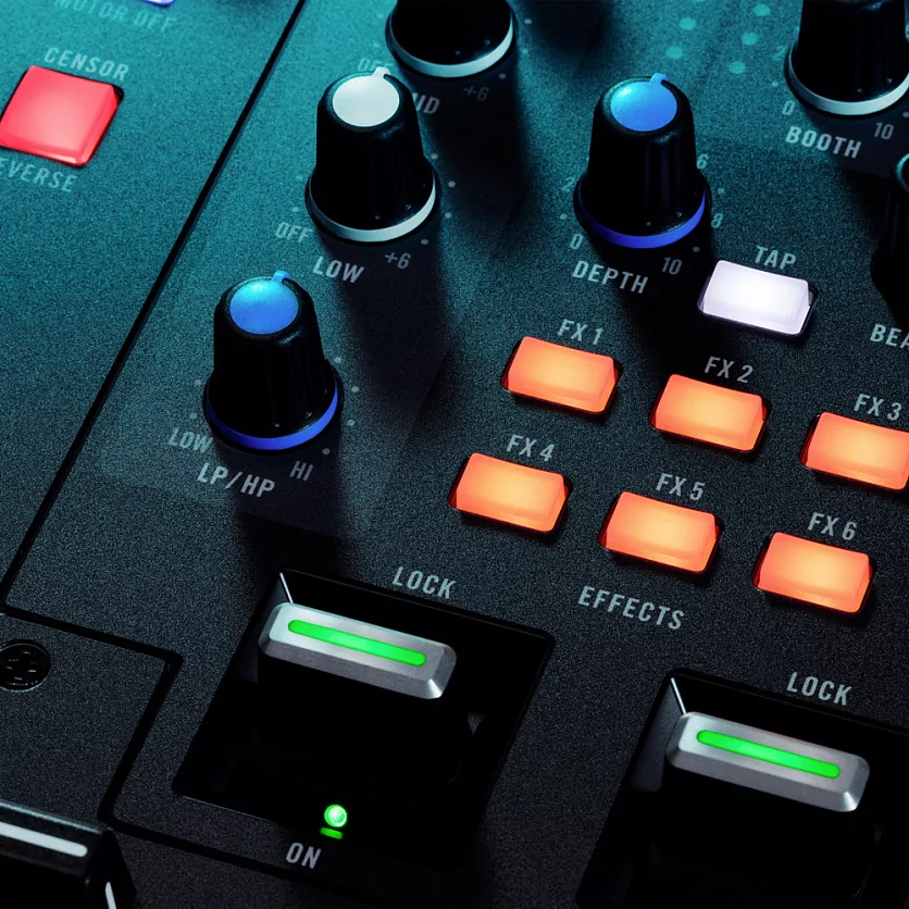 Микшер-семплер (контроллер) Rane DJ ONE 13