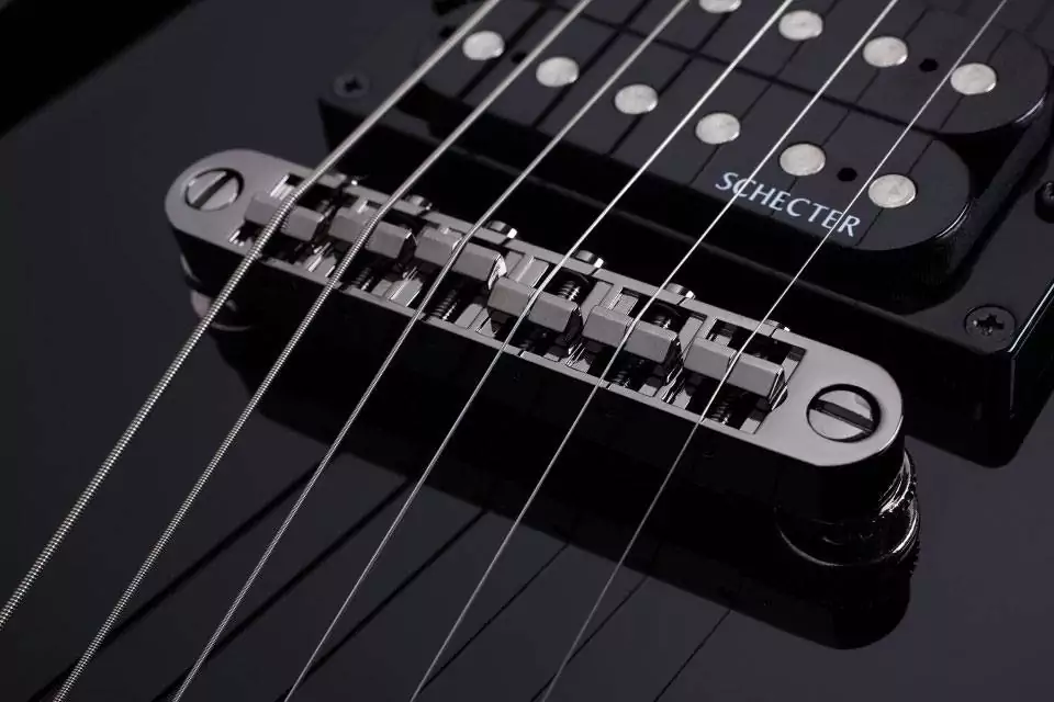Электрогитара SCHECTER OMEN-6 BLK 3