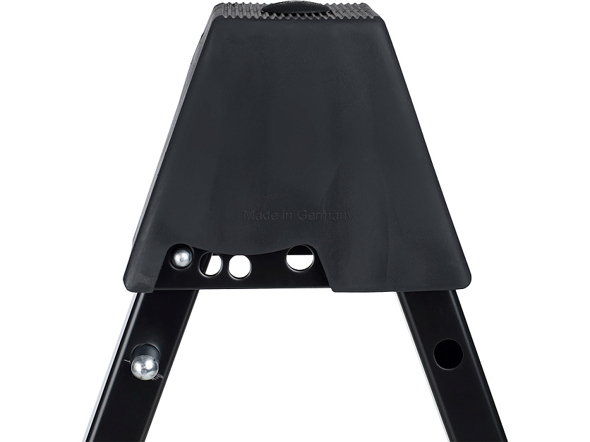 Стойка для акустической гитары K&M 17541-013-55 14